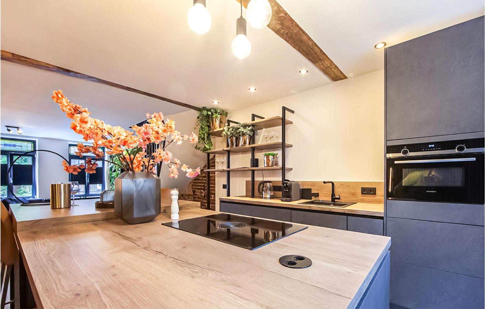 Gorgeous Home In Roermond With Kitchen Kültér fotó